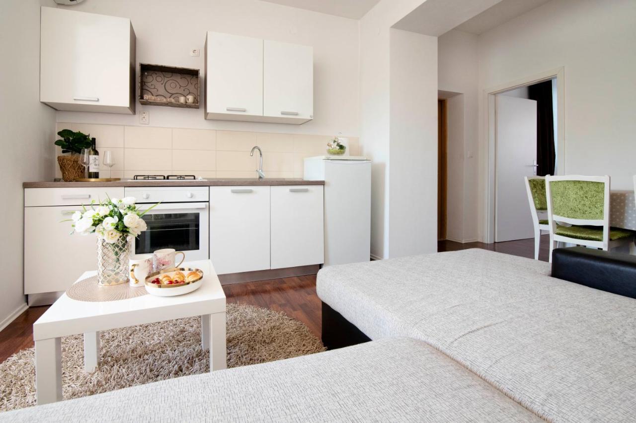 Apartment Alkar Sinj Dış mekan fotoğraf