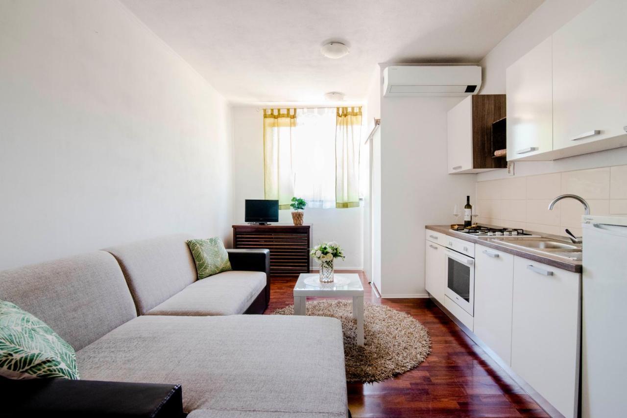 Apartment Alkar Sinj Dış mekan fotoğraf